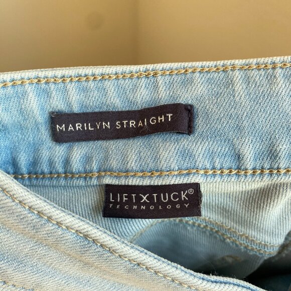 NYDJ Marilyn Straight Ankle Jeans in Brightside Size 2P NWT - Picture 6 of 7